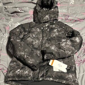 Lululemon Wunder Puff Winter Jacket size 4